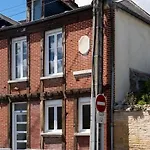 Triplex De Qualite, Quartier Calme アパート カーン