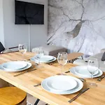 アパート Triplex De Qualite, Quartier Calme