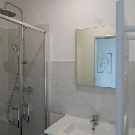 Triplex De Qualité, Quartier Calme Apartamento *